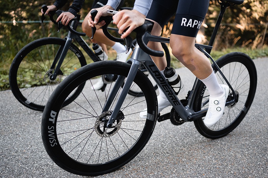 yollarda başlığı